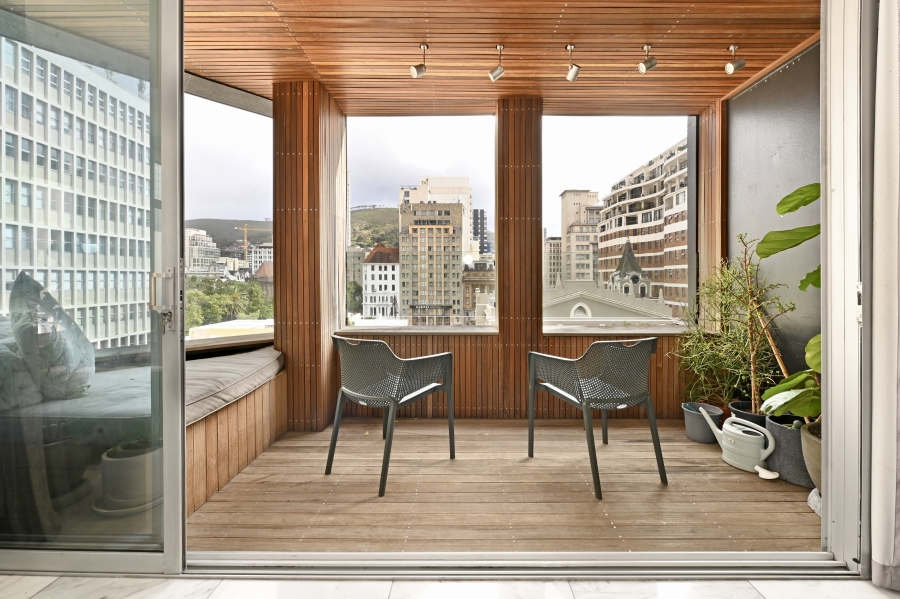 2 Bedroom Property for Sale in Cape Town City Centre Western Cape